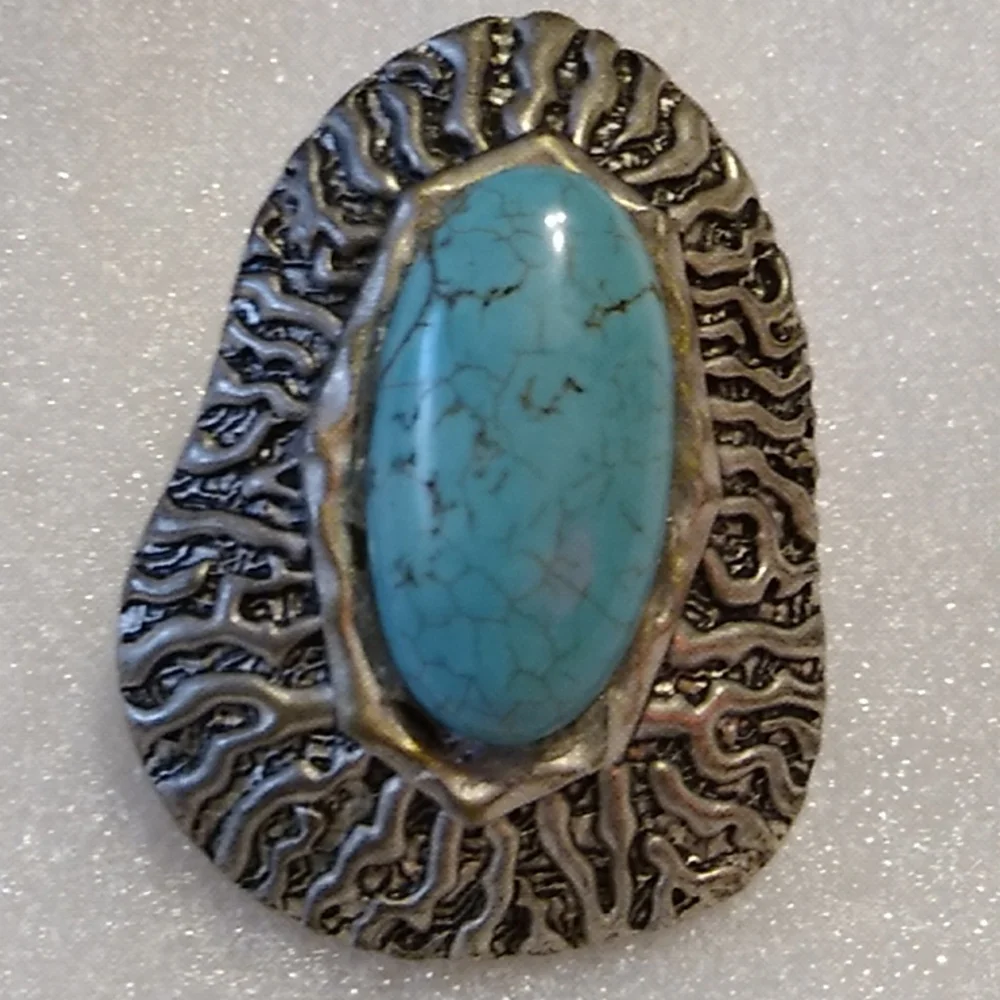 Nwt Faux Turquoise Stretch Ring - Picture 8 of 8